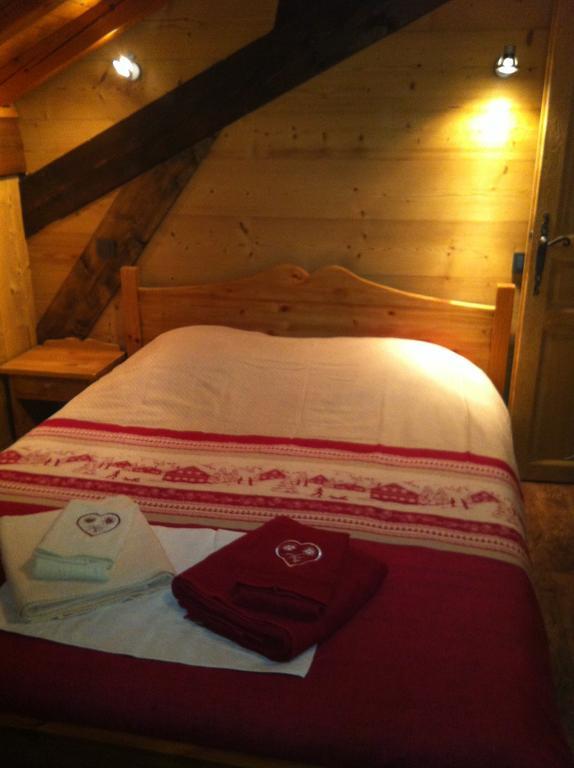 Chalet Narcisse Sixt-Fer-a-Cheval Room photo